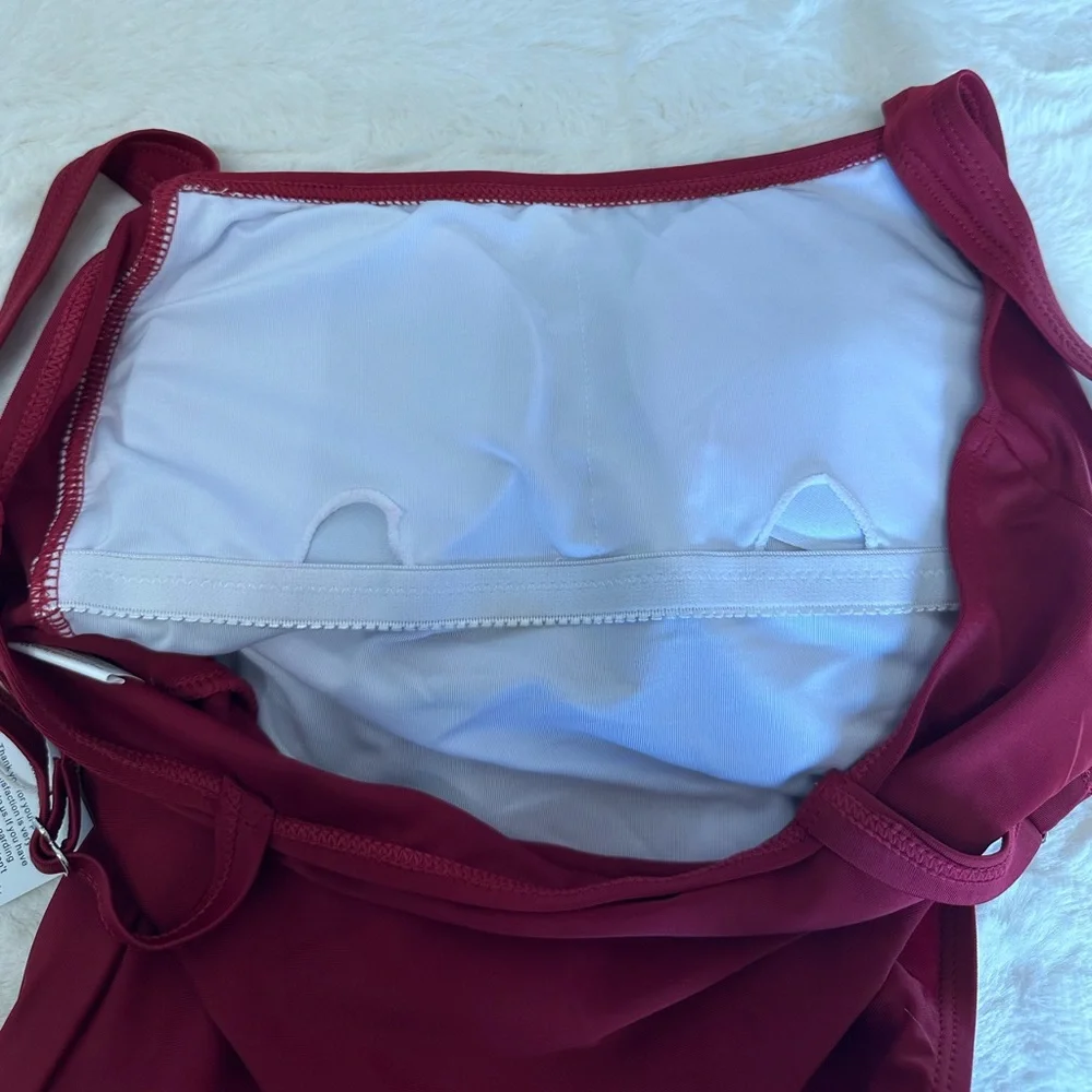 Women’s one piece swimsuit Size Medium